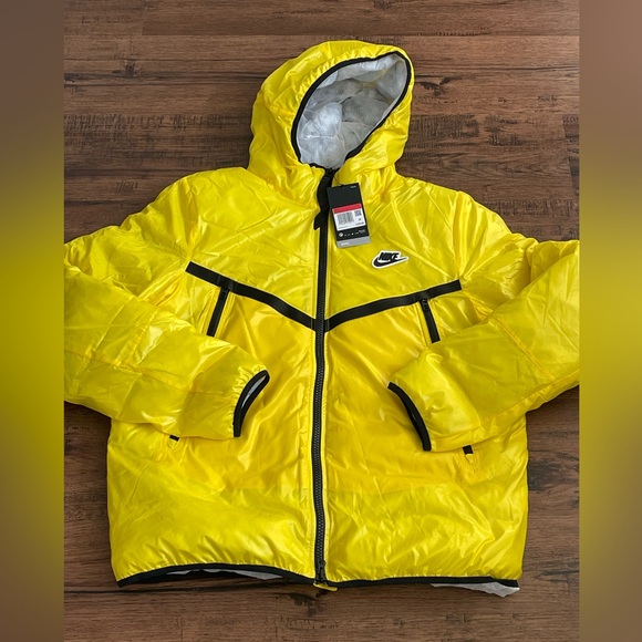 Nike Synthetic-Fill Marble Windrunner Jacket 'Yellow' (size us mens L)